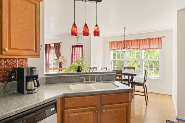 156 SOUTHRIDGE DR, Ruckersville, VA 22968