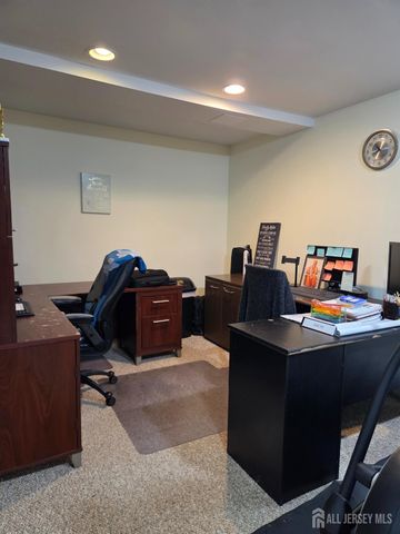 344 Bowler Court, Piscataway, NJ 08854