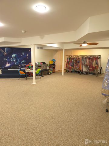 344 Bowler Court, Piscataway, NJ 08854