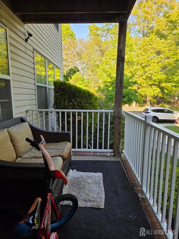 344 Bowler Court, Piscataway, NJ 08854