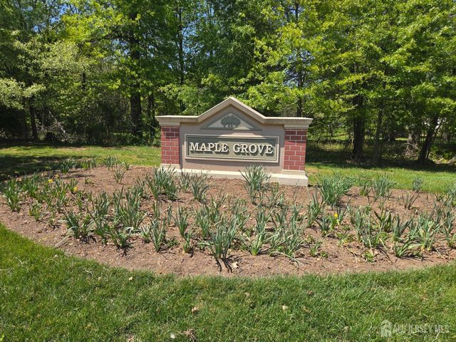 344 Bowler Court, Piscataway, NJ 08854