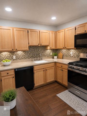 344 Bowler Court, Piscataway, NJ 08854