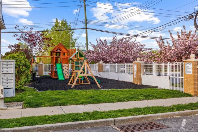 1962 Bergen Avenue 2C, Brooklyn, NY 11234