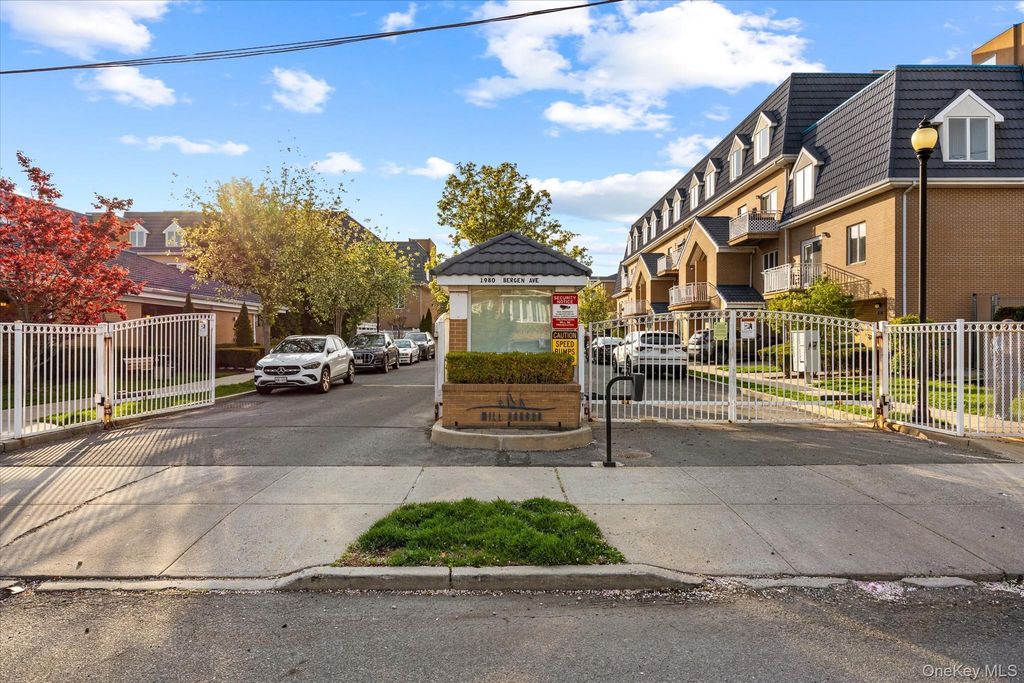 1962 Bergen Avenue 2C, Brooklyn, NY 11234