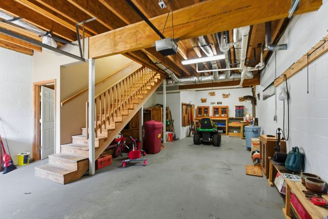 4357 Airport Rd, Springfield, TN 37172