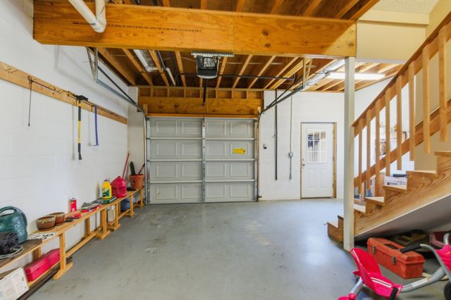 4357 Airport Rd, Springfield, TN 37172