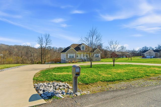 4357 Airport Rd, Springfield, TN 37172