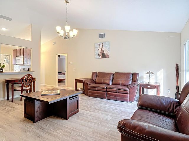 880 VINDALE ROAD, Tavares, FL 32778