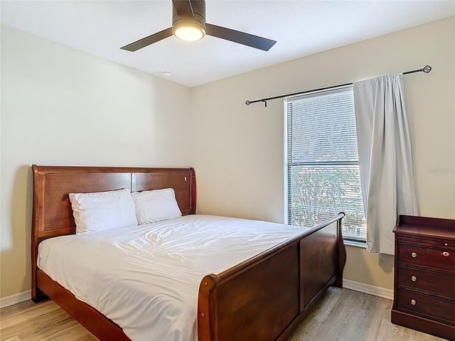 880 VINDALE ROAD, Tavares, FL 32778