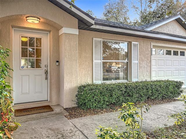 880 VINDALE ROAD, Tavares, FL 32778