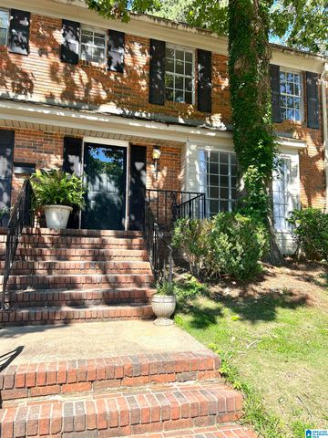 2024 Montreat Pkwy, Vestavia Hills, AL 35216