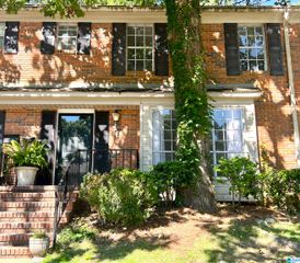 2024 Montreat Pkwy, Vestavia Hills, AL 35216