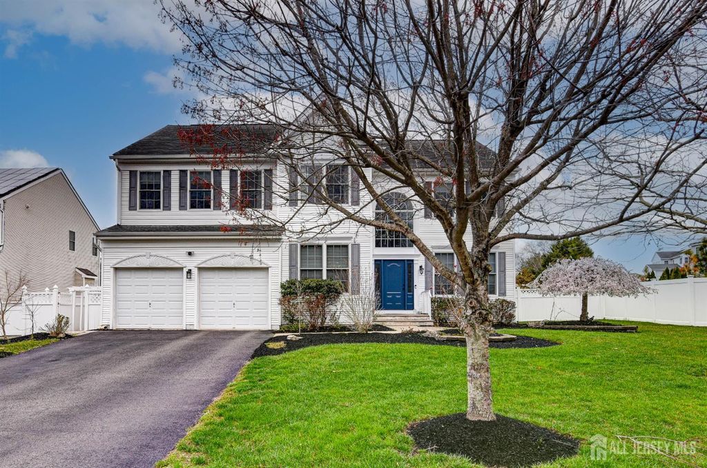 61 Prests Mill Road, Old Bridge, NJ 08857