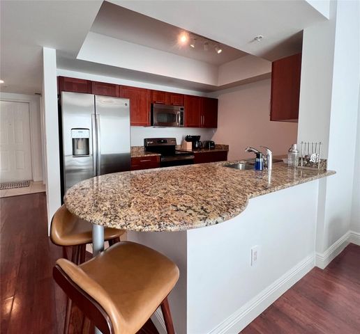 7275 SW 90th Way 603, Miami, FL 33156