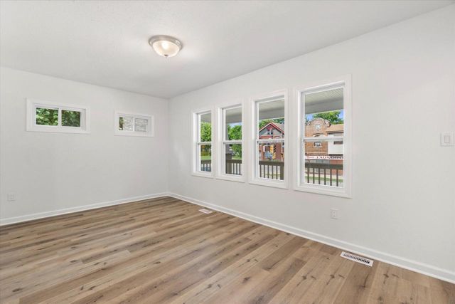 3342 N 24th STREET, Milwaukee, WI 53206
