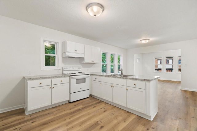 3342 N 24th STREET, Milwaukee, WI 53206
