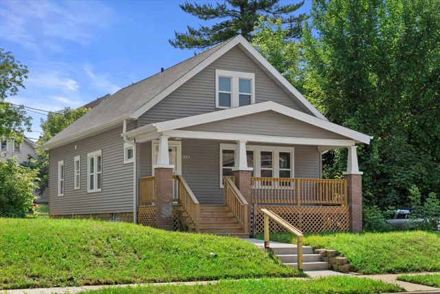 3342 N 24th STREET, Milwaukee, WI 53206