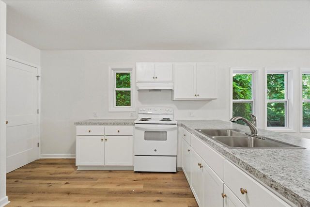 3342 N 24th STREET, Milwaukee, WI 53206