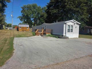 31 N Vacation Way, North Manchester, IN 46962