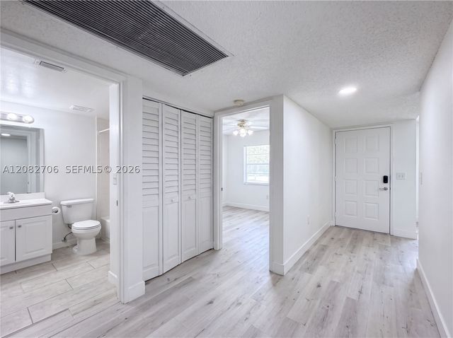 750 SW 138th Ave 103F, Pembroke Pines, FL 33027