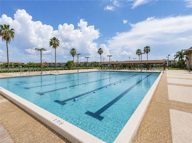 750 SW 138th Ave 103F, Pembroke Pines, FL 33027