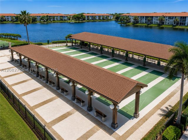 750 SW 138th Ave 103F, Pembroke Pines, FL 33027