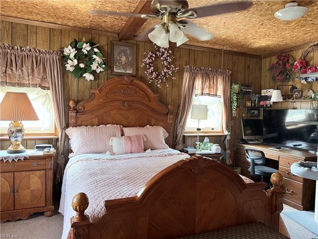 141 Williams DR, Knotts Island, NC 27950