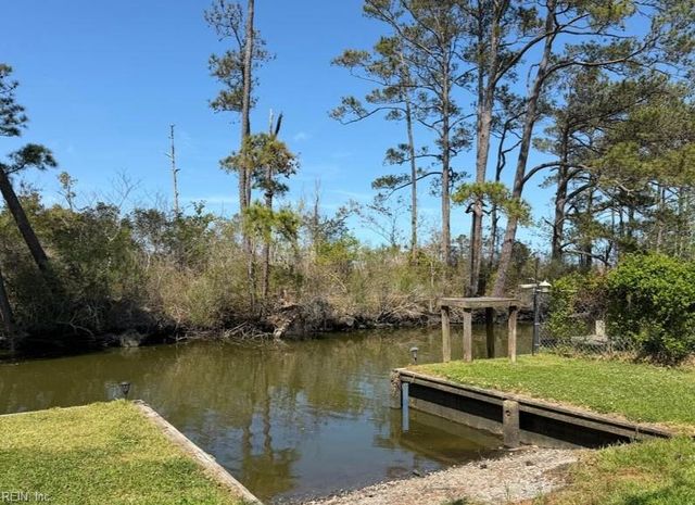 141 Williams DR, Knotts Island, NC 27950