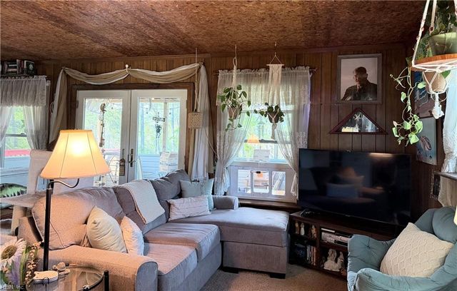 141 Williams DR, Knotts Island, NC 27950