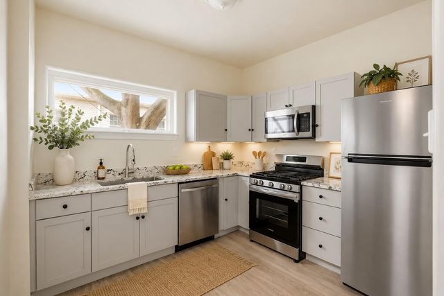 417 E ORANGE STREET, Lancaster, PA 17605