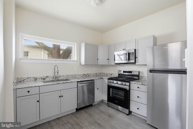 417 E ORANGE STREET, Lancaster, PA 17605