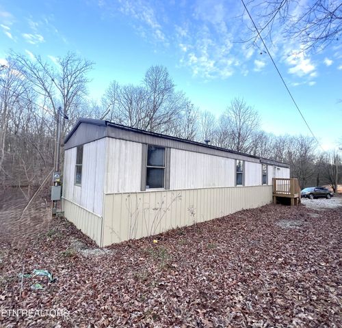 166 Maynard Ave, Jamestown, TN 38556
