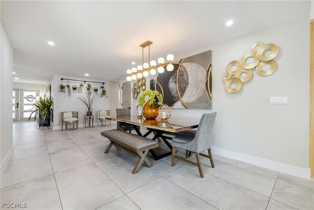 3907 SE 21st PL, Cape Coral, FL 33904