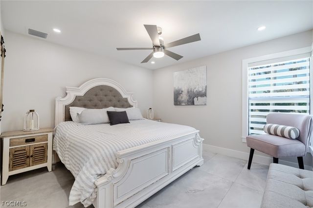 3907 SE 21st PL, Cape Coral, FL 33904