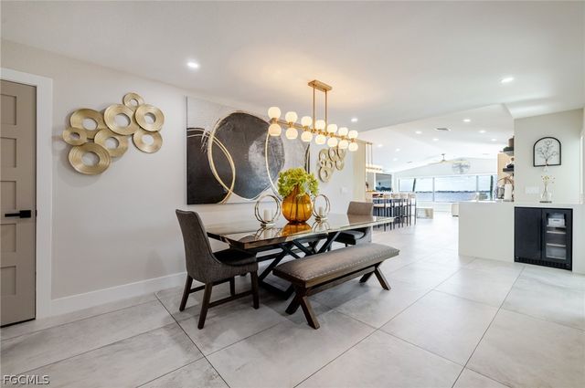 3907 SE 21st PL, Cape Coral, FL 33904