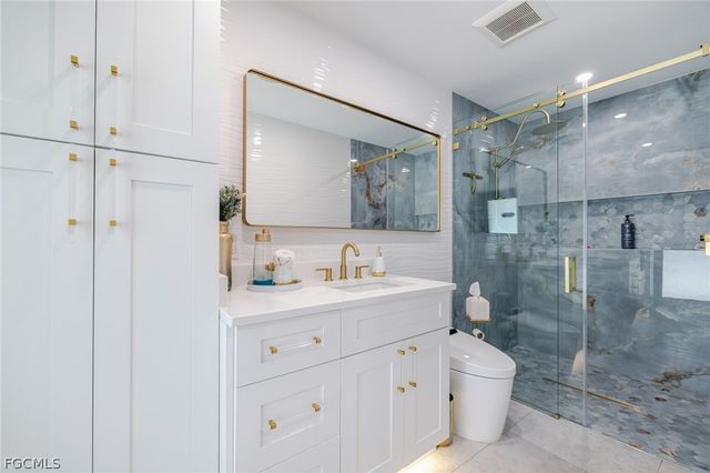 3907 SE 21st PL, Cape Coral, FL 33904