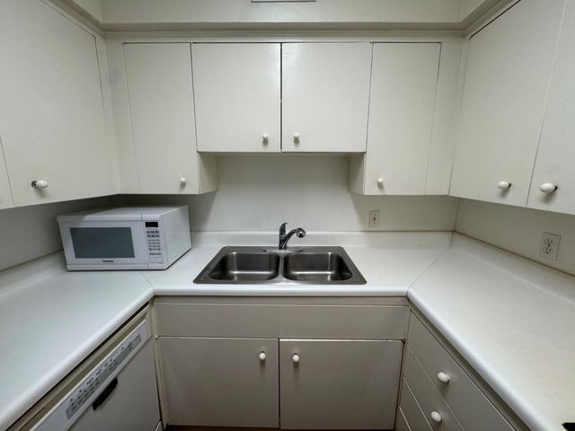 2600 Bellefontaine Street A18, Houston, TX 77025