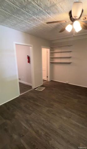 854 Maplewood Avenue 2, Ypsilanti, MI 48197