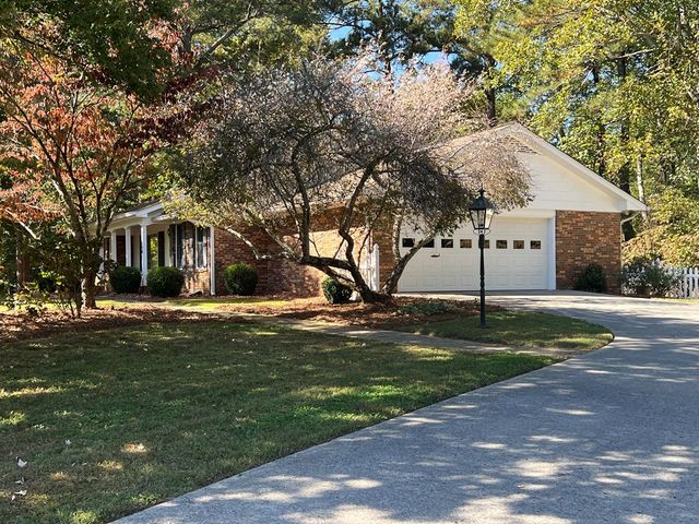 1804 Woodvalley Court, Dalton, GA 30720