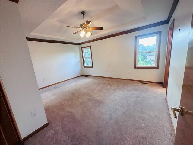 19009 E 34 Street S, Independence, MO 64057