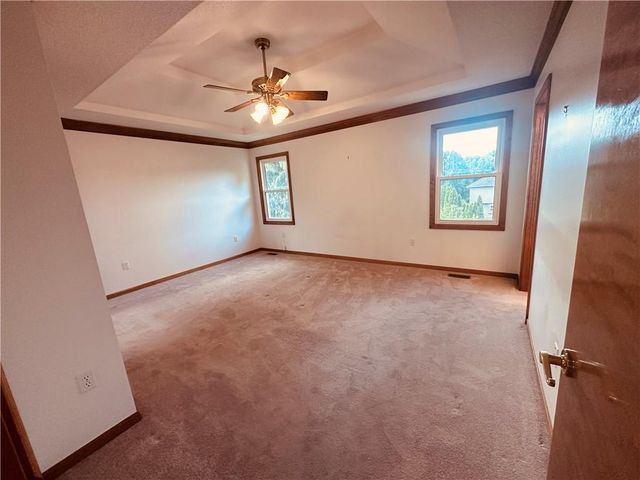 19009 E 34 Street S, Independence, MO 64057