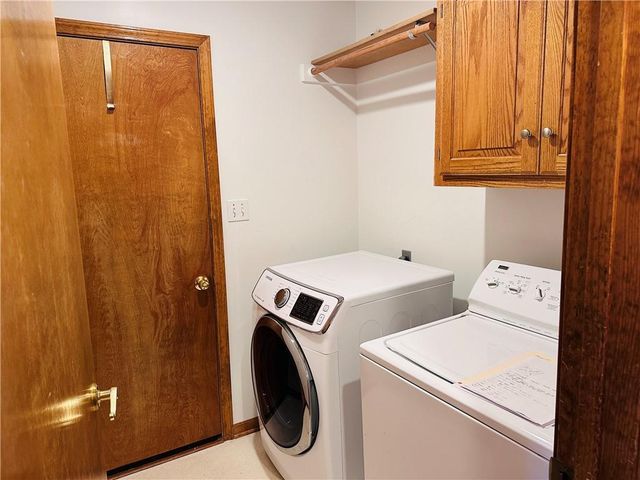 19009 E 34 Street S, Independence, MO 64057
