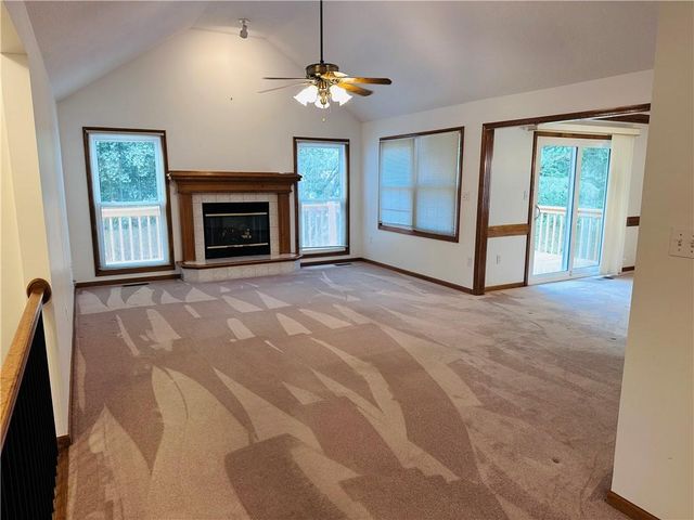 19009 E 34 Street S, Independence, MO 64057