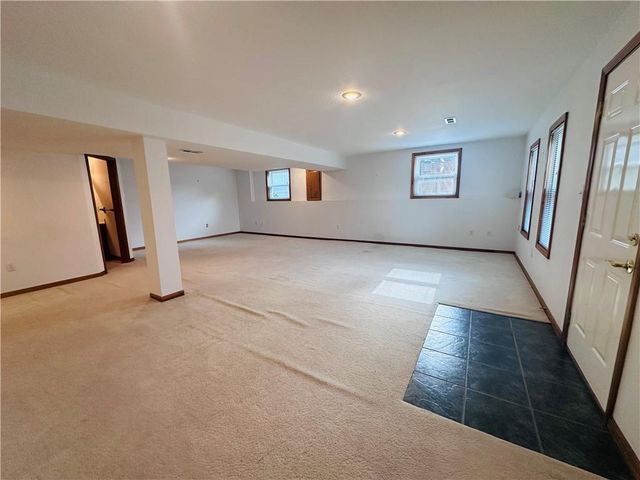 19009 E 34 Street S, Independence, MO 64057