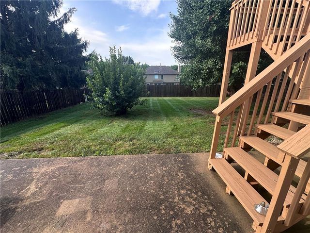 19009 E 34 Street S, Independence, MO 64057