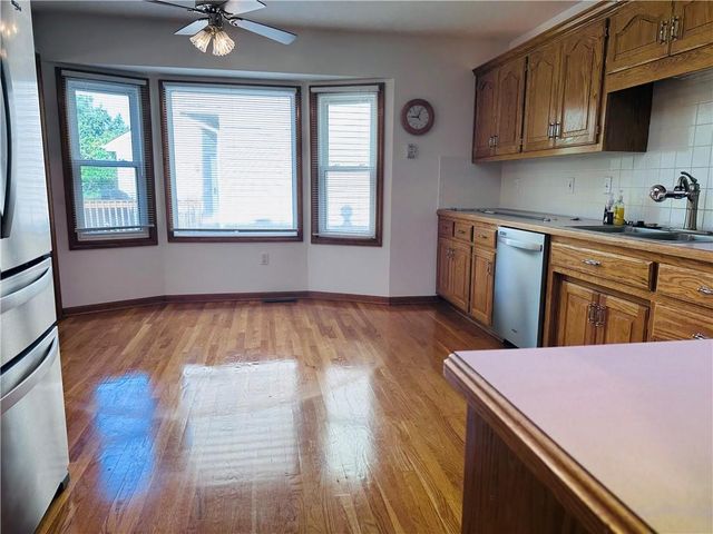 19009 E 34 Street S, Independence, MO 64057