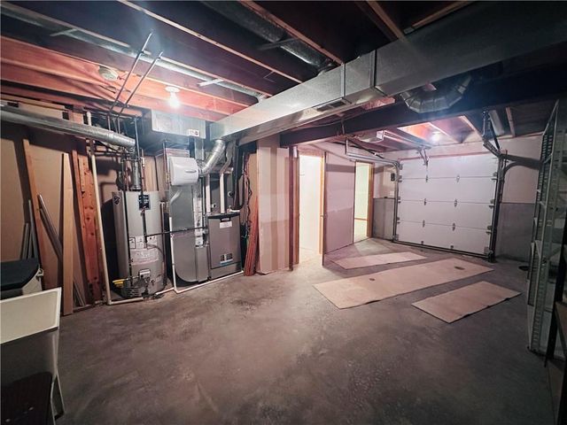 19009 E 34 Street S, Independence, MO 64057