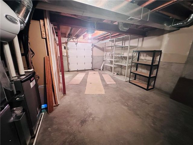 19009 E 34 Street S, Independence, MO 64057