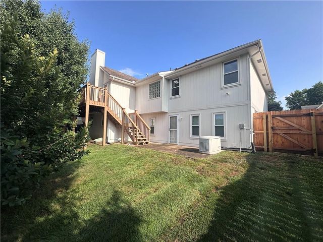19009 E 34 Street S, Independence, MO 64057