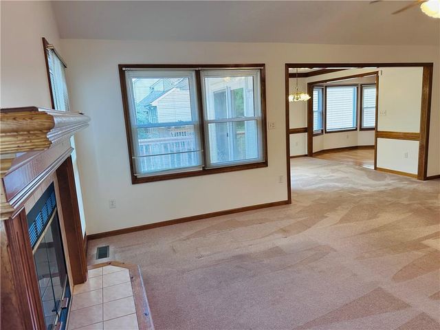 19009 E 34 Street S, Independence, MO 64057